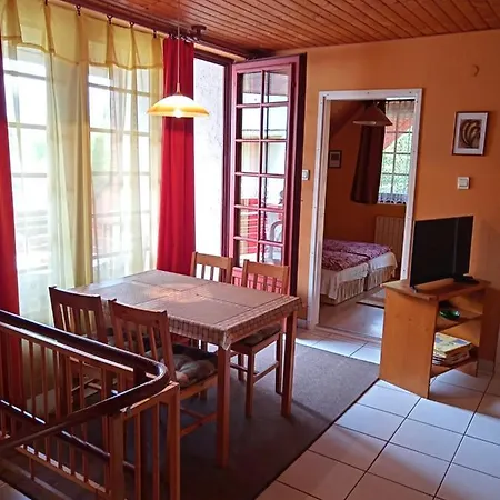 Apartment Patko Apartman *